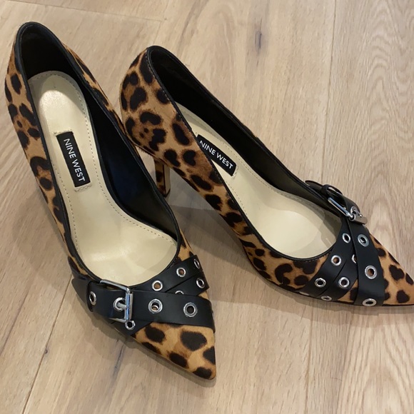Nine West leopard pumps - Picture 3 of 5
